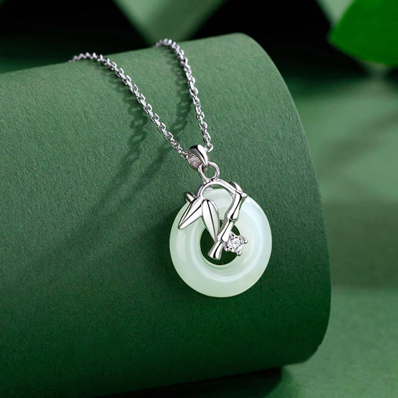 Pendentif de prospérité en jade Hetian en argent sterling 925 et feuille de bambou
