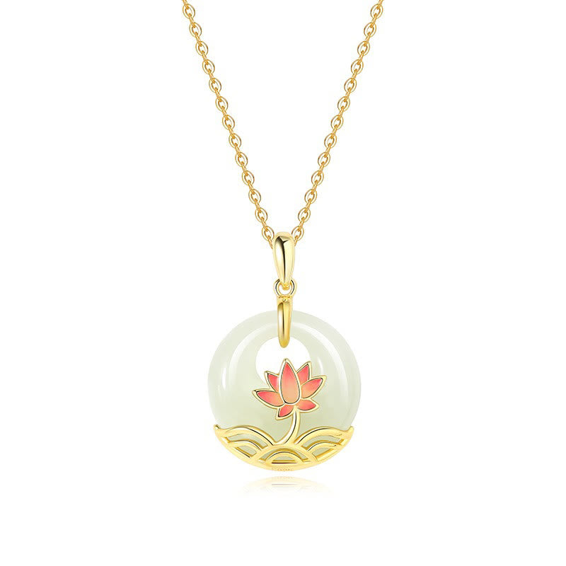 Collier de protection en jade blanc de Hetian et fleur de lotus