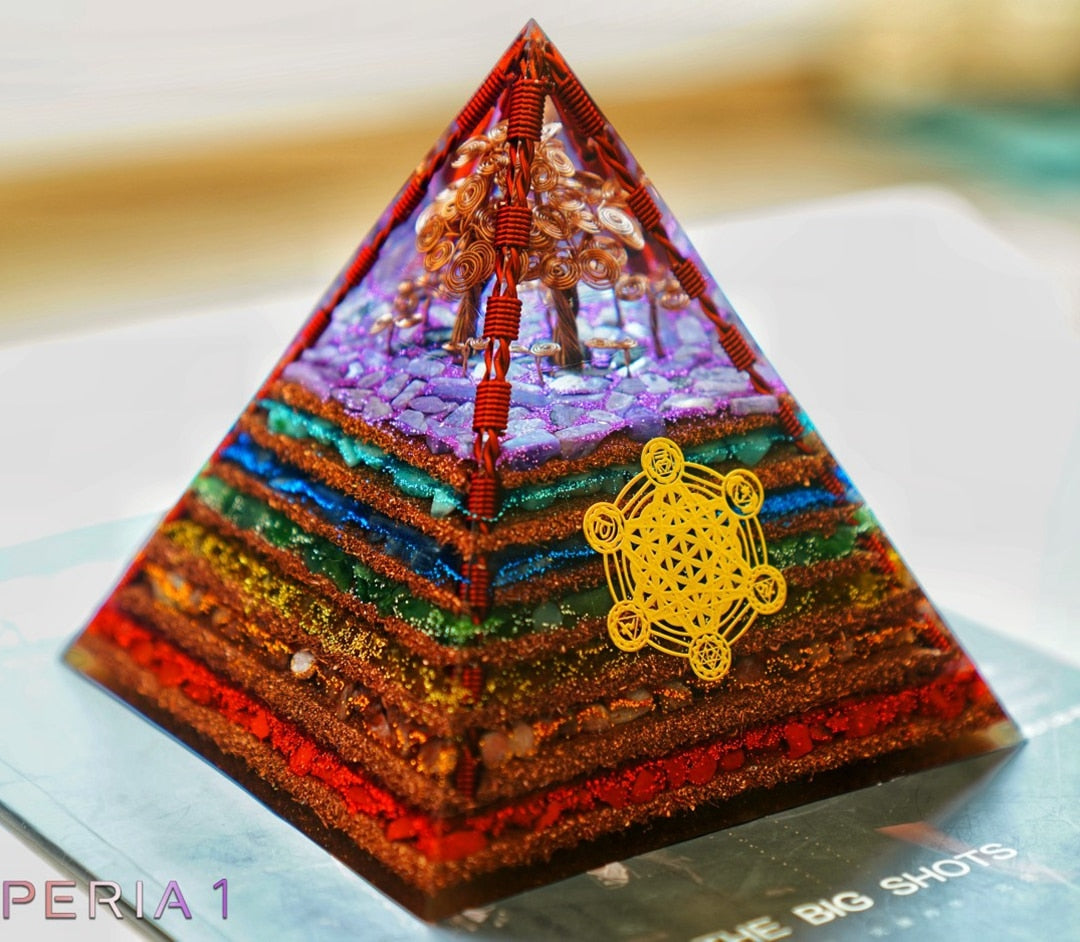 Générateur de pyramide à sept chakras à haute fréquence
