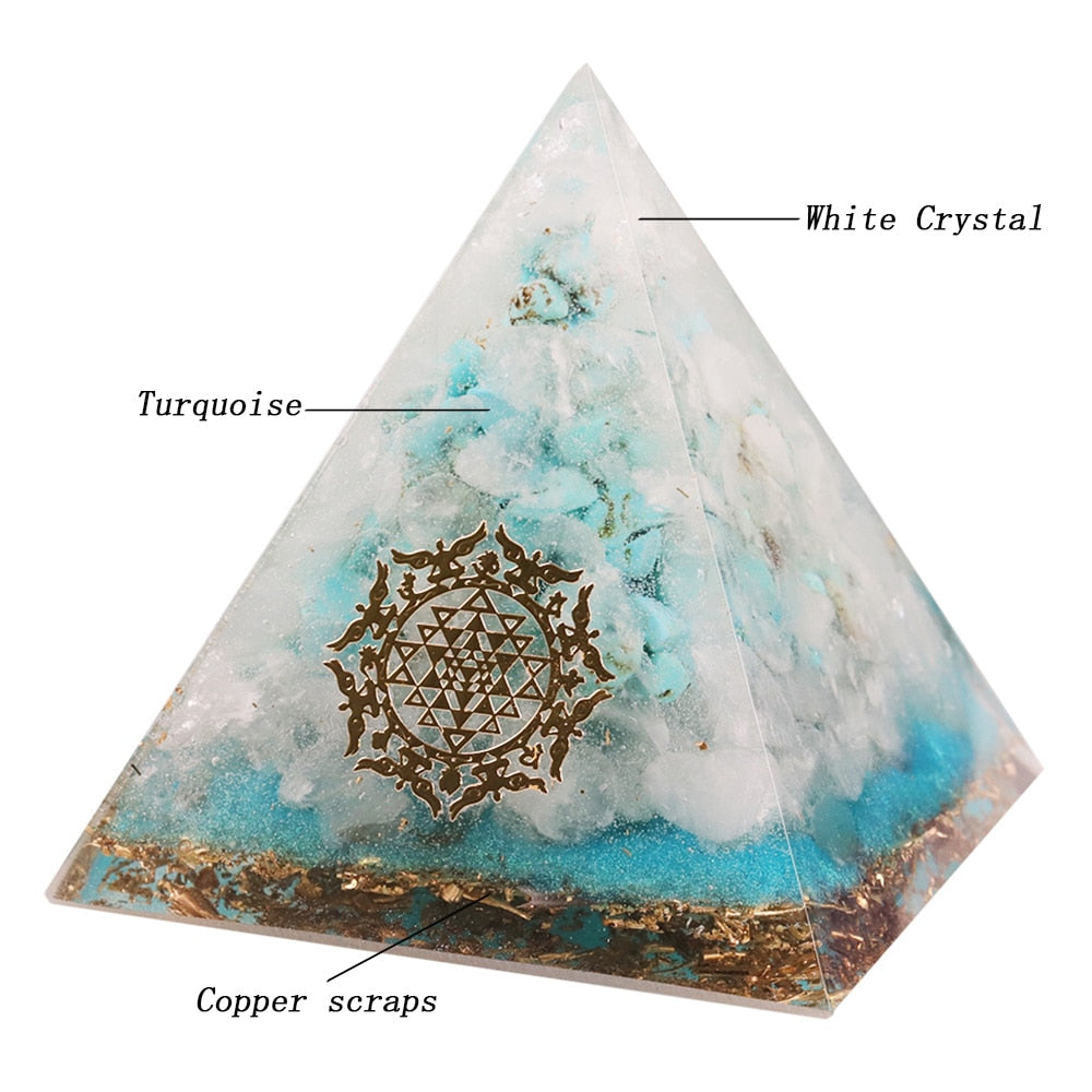 Pyramide d'orgonite d'amour supérieur