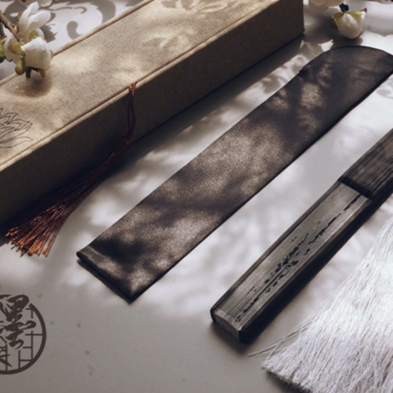 Éventail chinois pliable en bambou Ink 21 cm | Calme et élégance