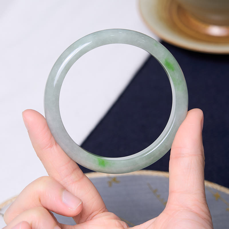 Ensemble de bracelets et joncs en jade pour la chance et la prospérité