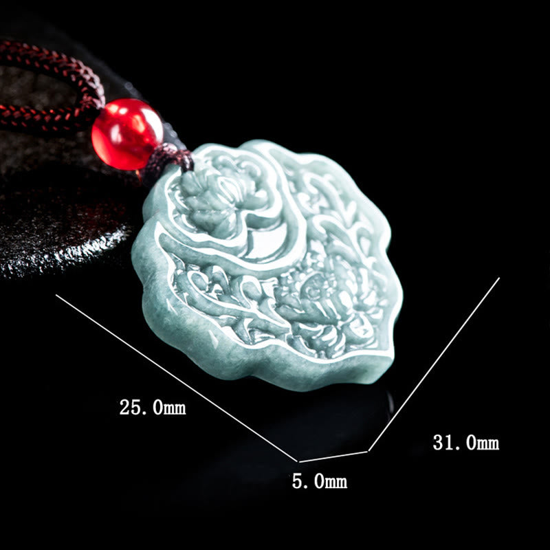 Collier de lotus en jade avec pendentif symbole de prospérité