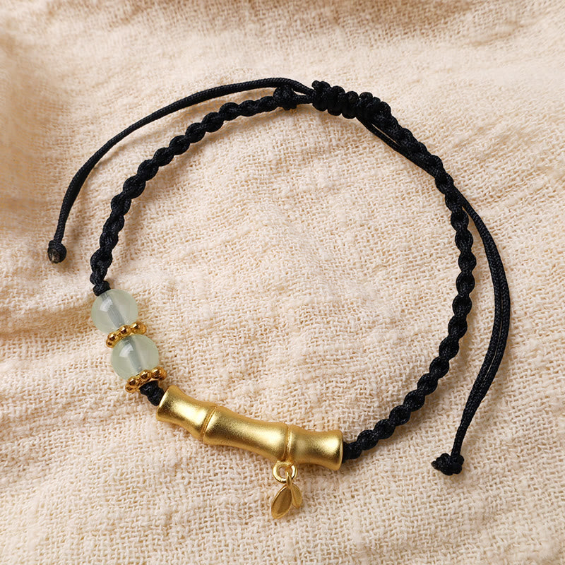 Bracelet Jade Luck Strength avec motif bambou et cordon rouge