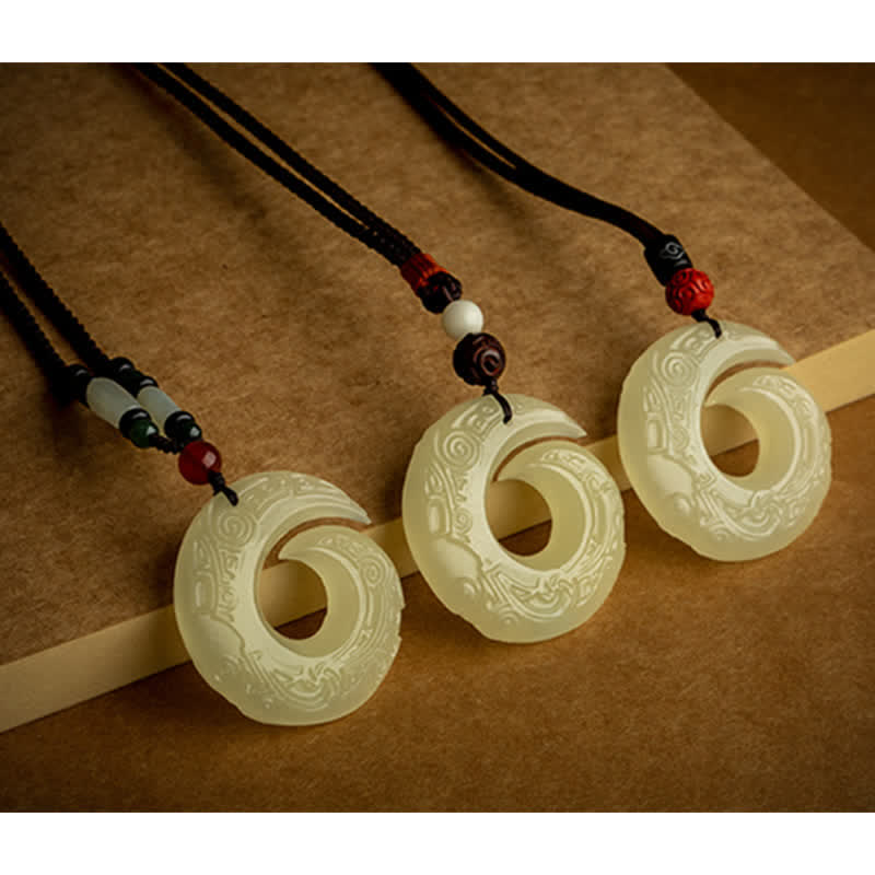 Collier en jade avec boucle de paix pour pendentif chance et prospérité