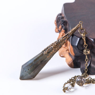 Pendule en cristal de labradorite pour l'intuition et la clarté