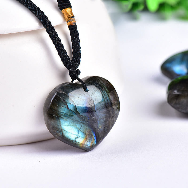Collier pendentif de soutien en forme de cœur d'amour en labradorite