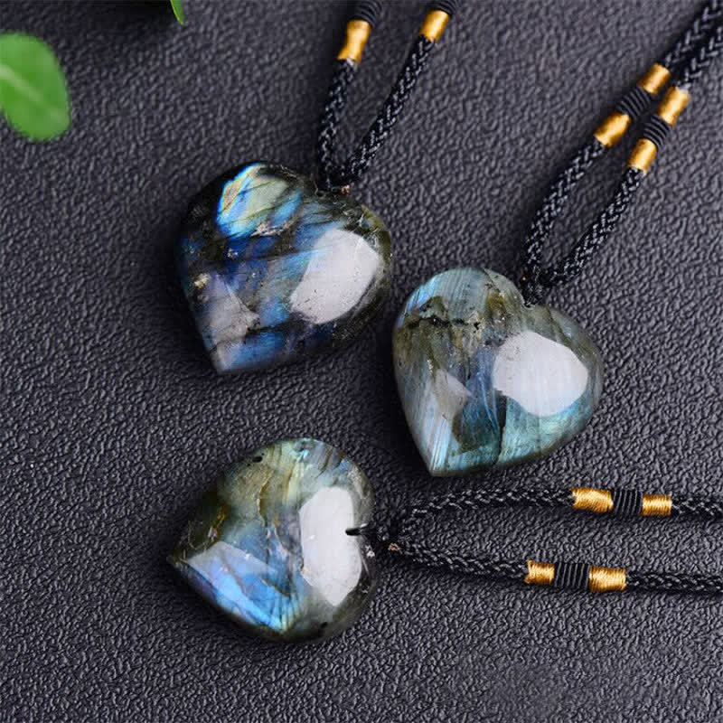 Collier pendentif de soutien en forme de cœur d'amour en labradorite