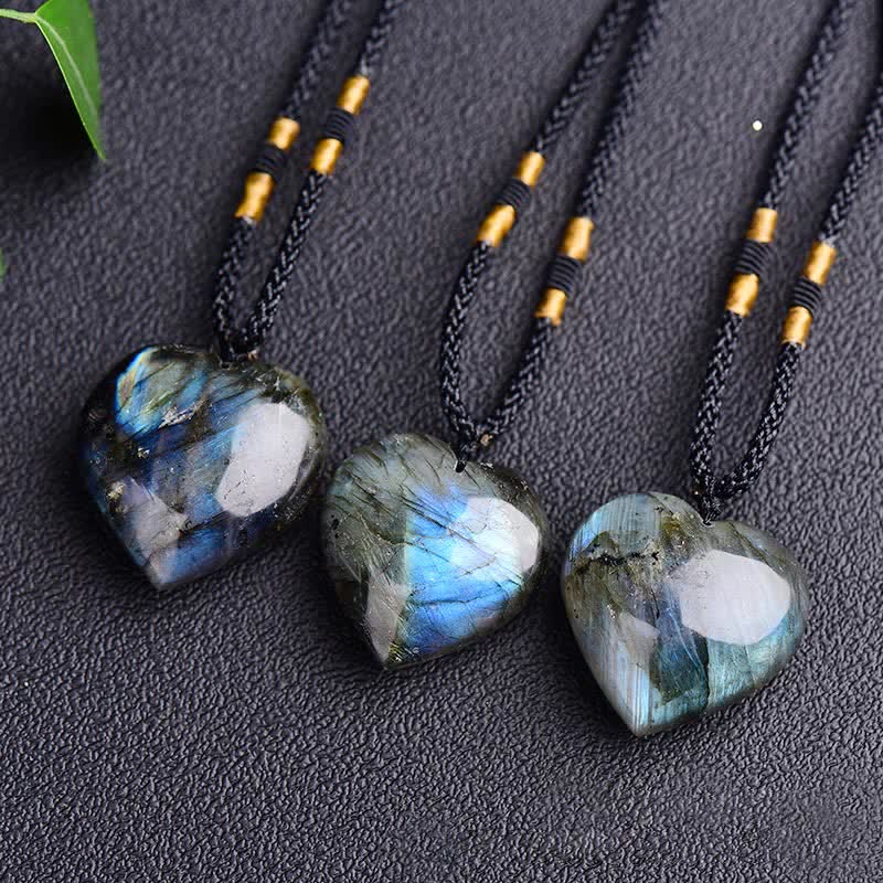 Collier pendentif de soutien en forme de cœur d'amour en labradorite