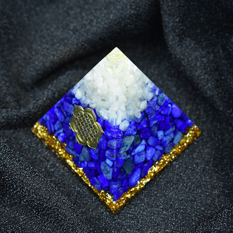 Pyramide d'orgone de guérison en lapis-lazuli et cristal blanc