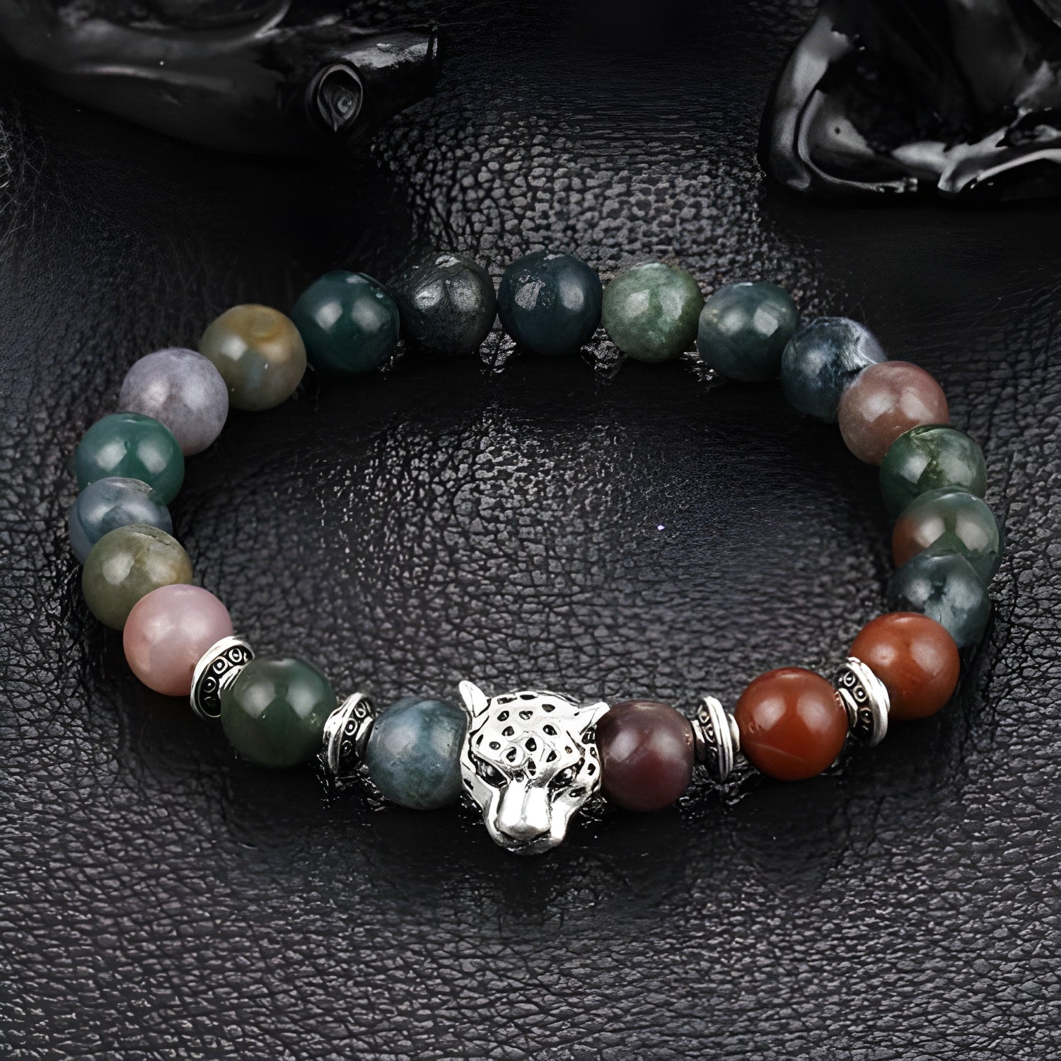 Bracelet de perles en pierre naturelle avec breloque léopard 