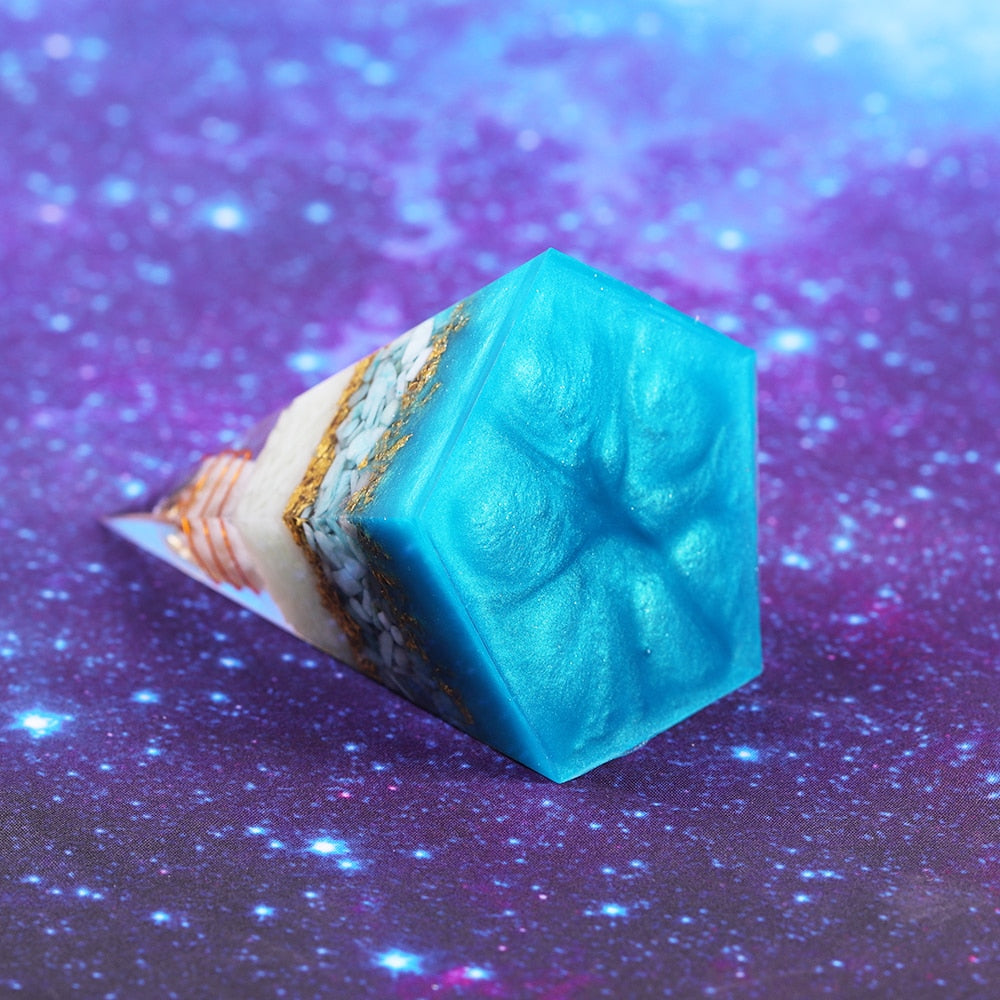 Pyramide d'orgone Lumière d'espoir