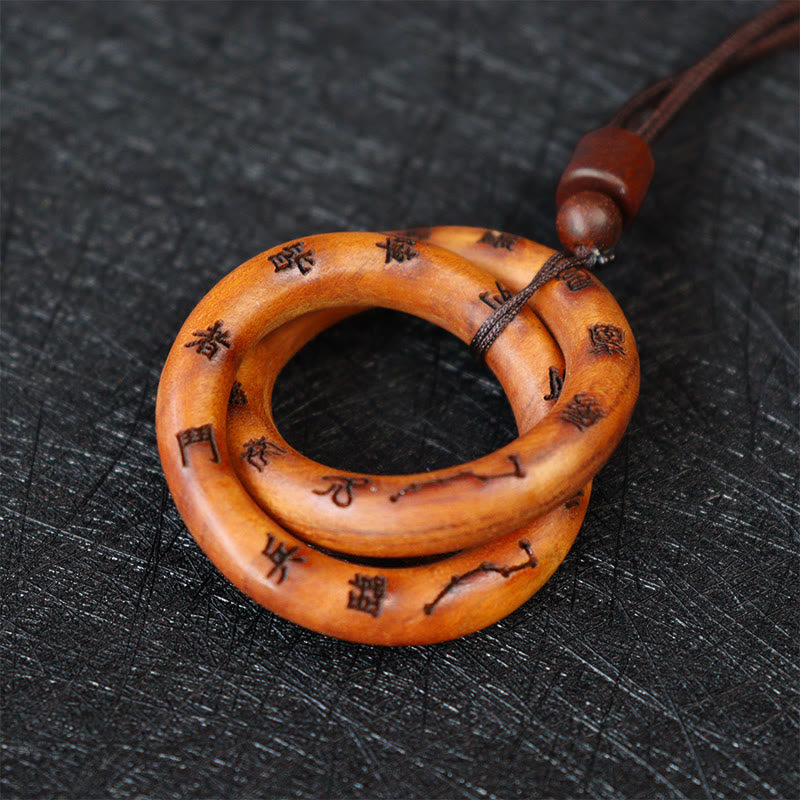 Collier pendentif Yin Yang en bois de jujubier frappé par la foudre