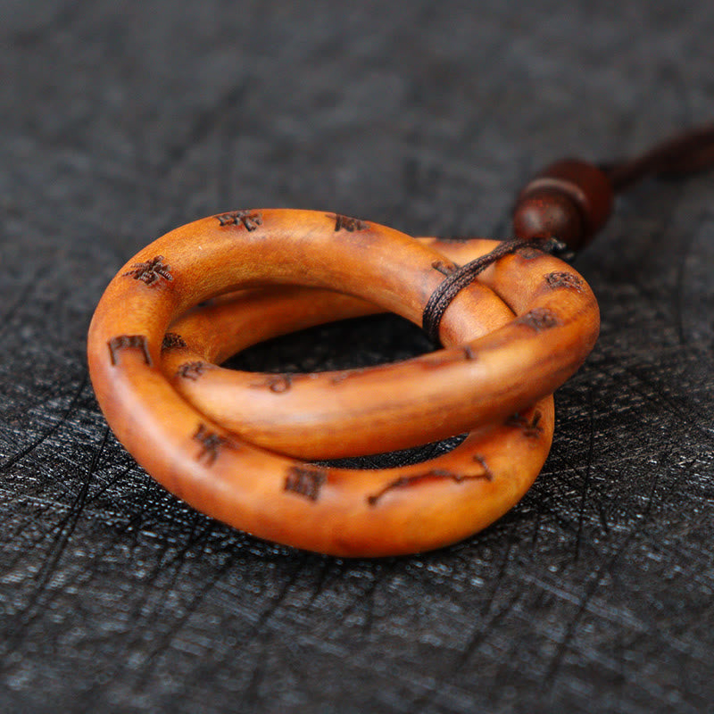 Collier pendentif Yin Yang en bois de jujubier frappé par la foudre