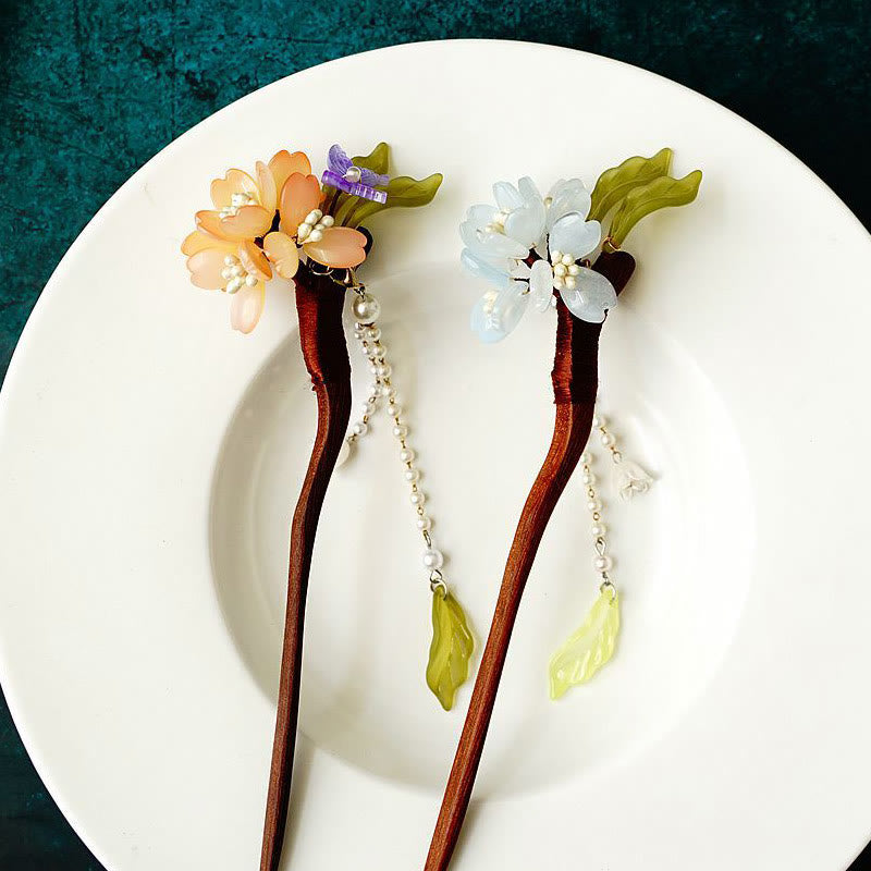 Épingle à cheveux chinoise à pompon en perles de muguet