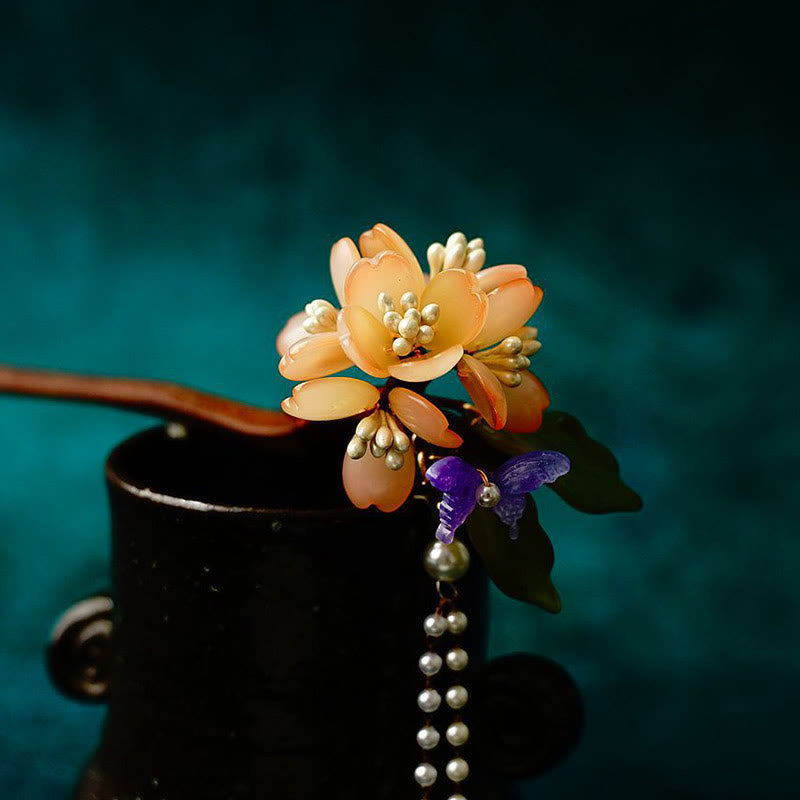 Épingle à cheveux chinoise à pompon en perles de muguet