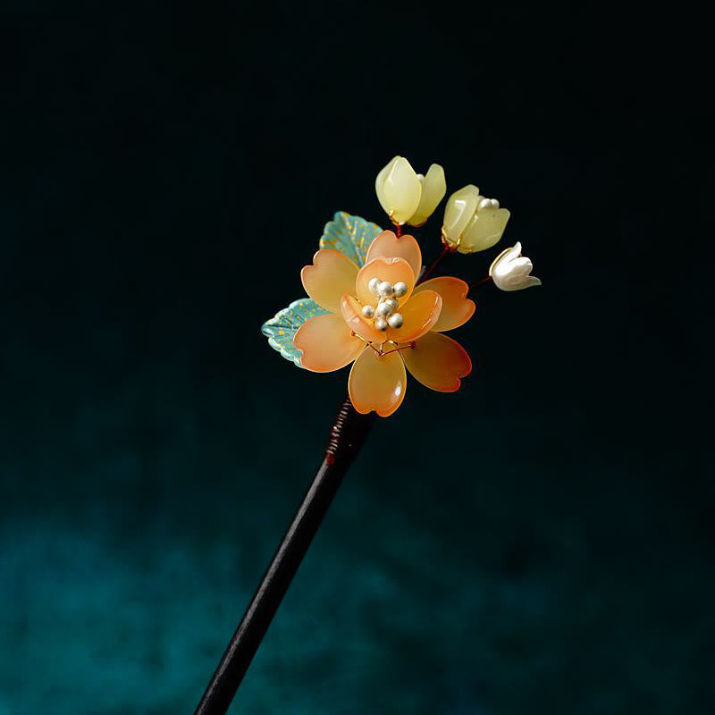 Épingle à cheveux chinoise à pompon en perles de muguet