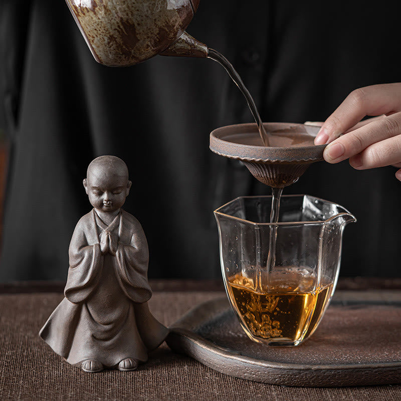 Passoire à thé en céramique Petit Moine Brun | Décoration de méditation de 8,7 cm