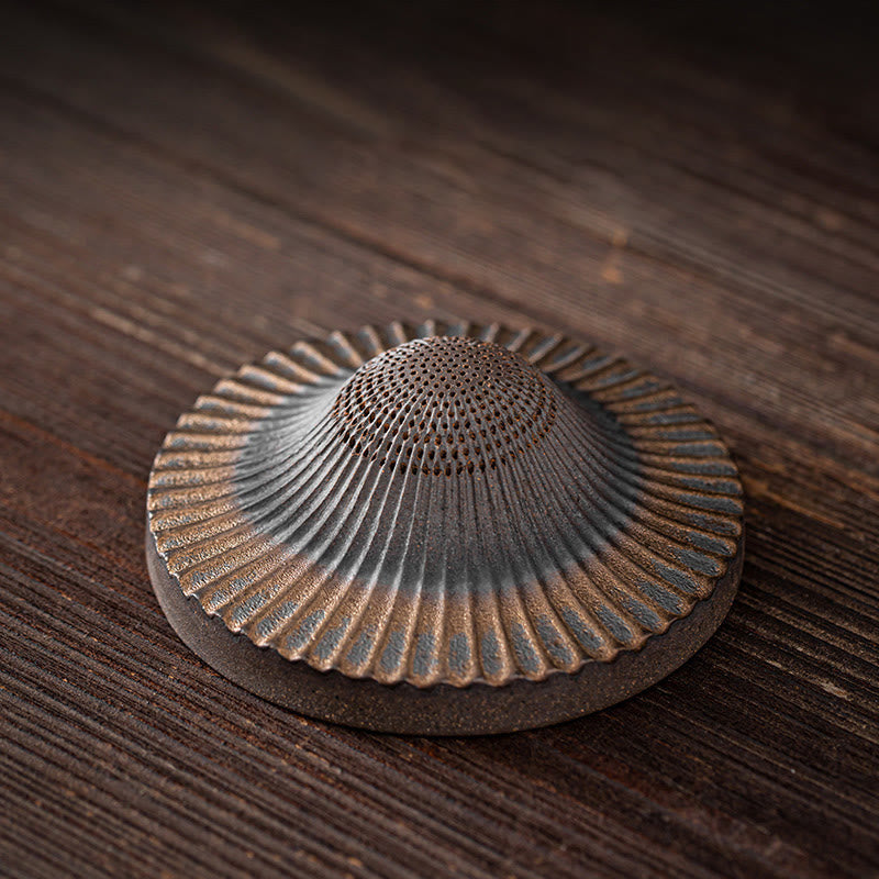 Passoire à thé en céramique Petit Moine Brun | Décoration de méditation de 8,7 cm