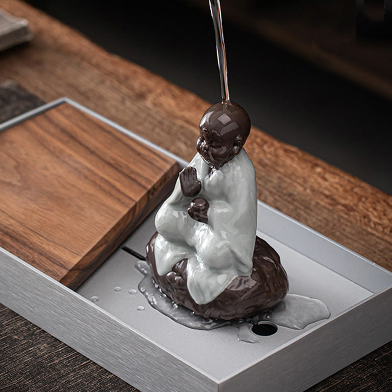Passoire à thé en céramique Petit Moine Zen | Statue de Bouddha en méditation