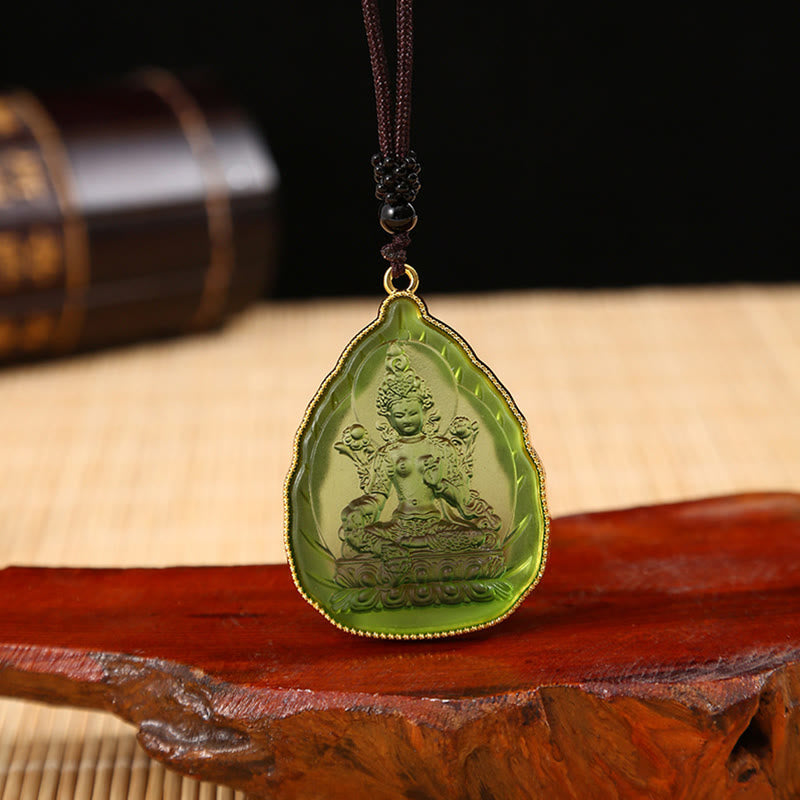 Collier pendentif Bouddha en cristal Liuli pour la sérénité et la chance