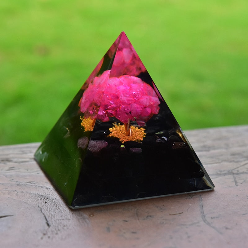 Pyramide d'Amour et de Protection