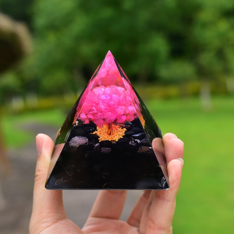 Pyramide d'Amour et de Protection