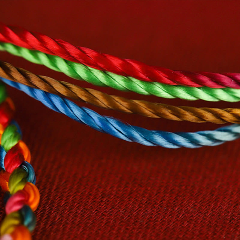 Bracelet porte-bonheur multicolore en fil rouge pour la protection et la chance