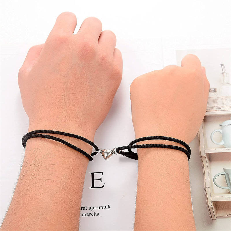 Bracelets magnétiques pour couple avec fil rouge | Protection et force