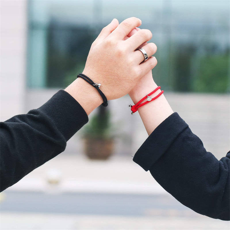 Bracelets magnétiques pour couple avec fil rouge | Protection et force