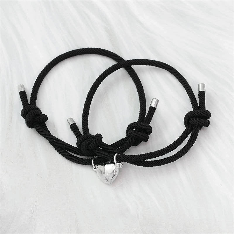 Bracelets magnétiques pour couple avec fil rouge | Protection et force