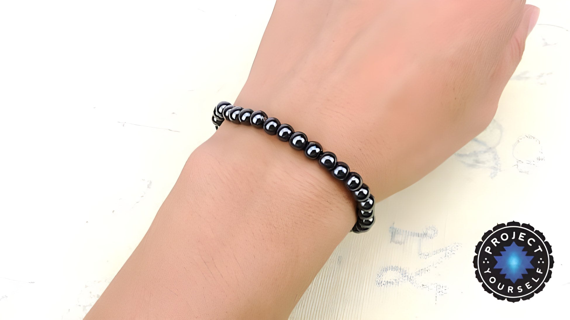 Bracelet en perles d'hématite magnétique pour l'équilibre
