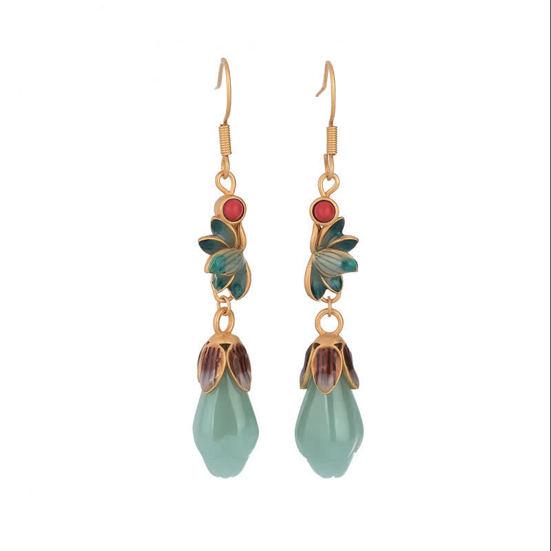 Boucles d'oreilles pendantes en jade et fleur de magnolia
