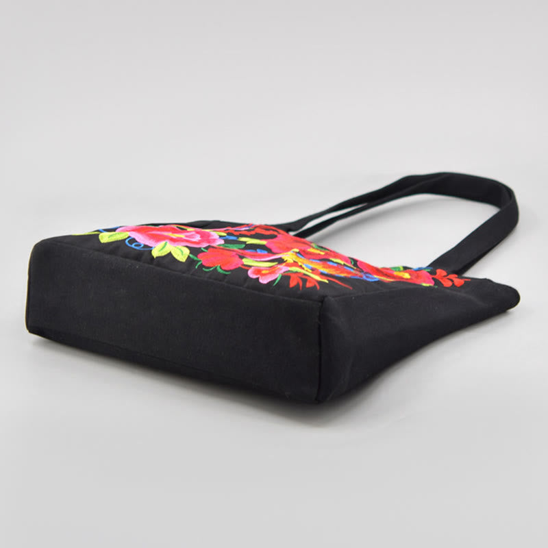 Sac en toile brodé Magpie avec pivoines et chrysanthèmes