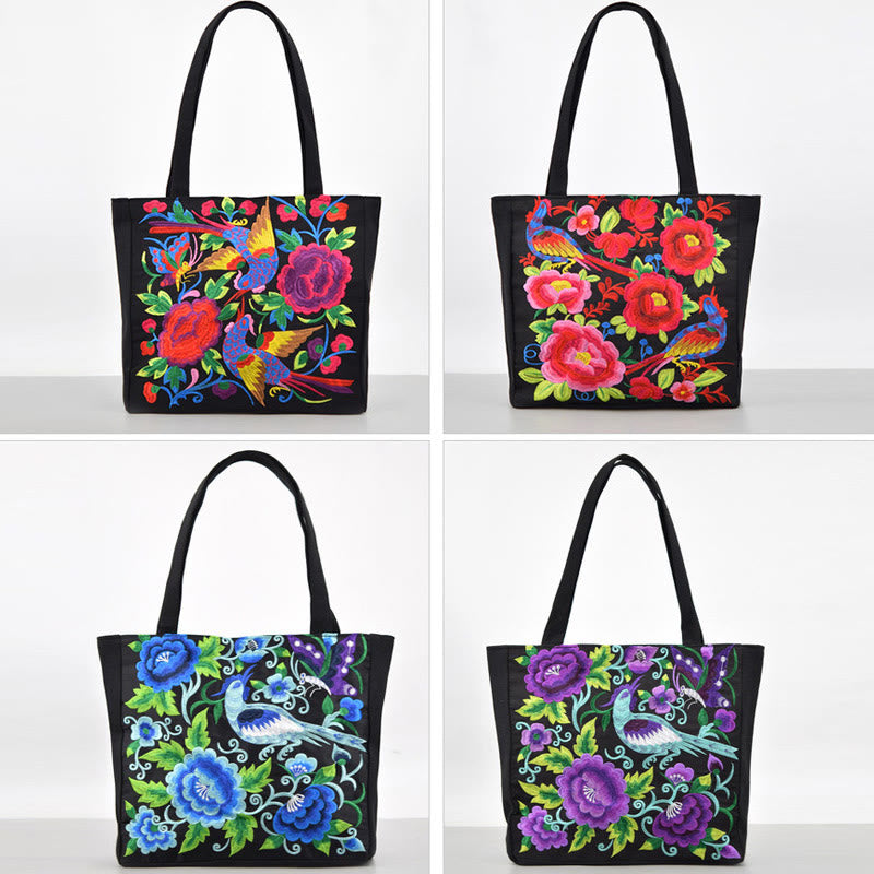 Sac en toile brodé Magpie avec pivoines et chrysanthèmes