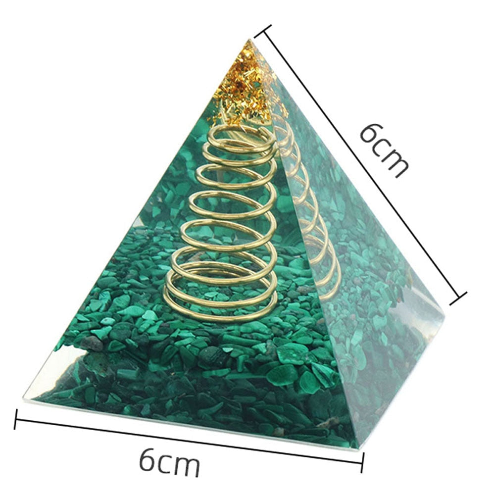 Pyramide d'orgonite de source de malachite