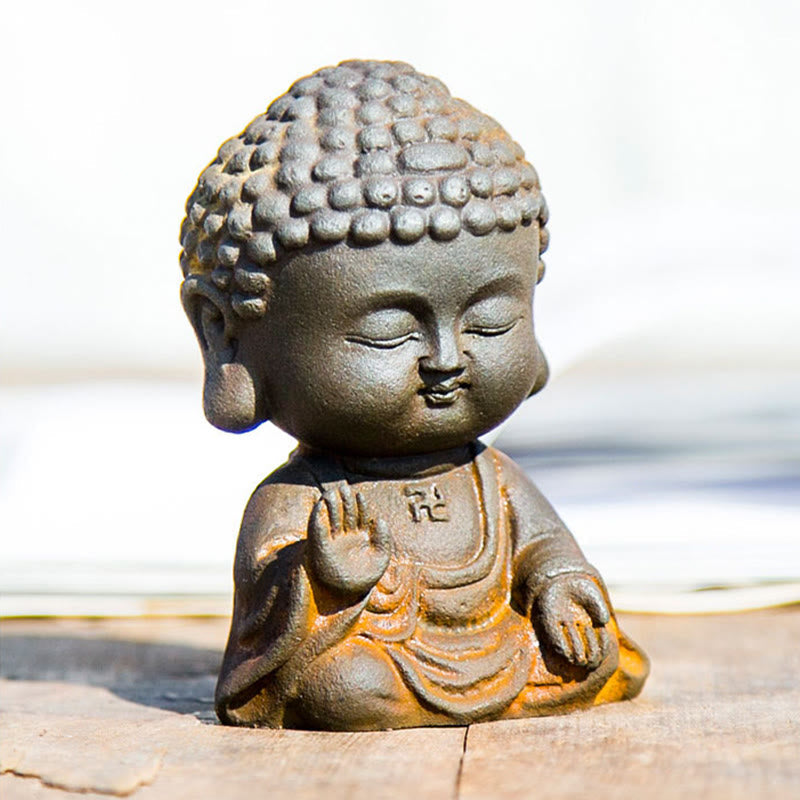 Statue de Bouddha méditant 9 cm Poudre de fer Rouille Résine coulée