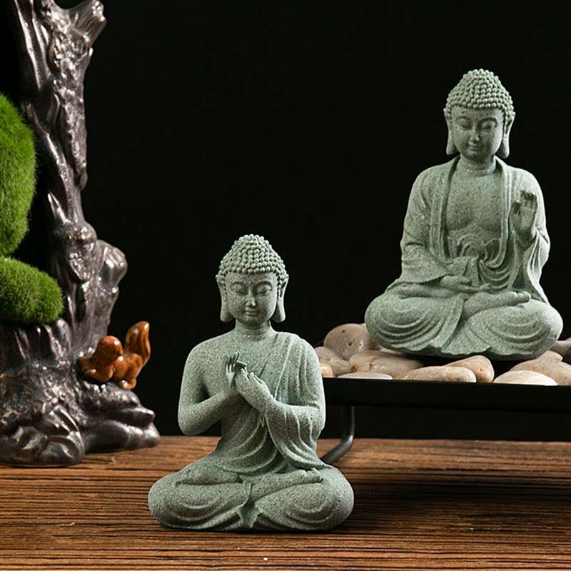 Statue de Bouddha de méditation en grès vert, symbole de sérénité