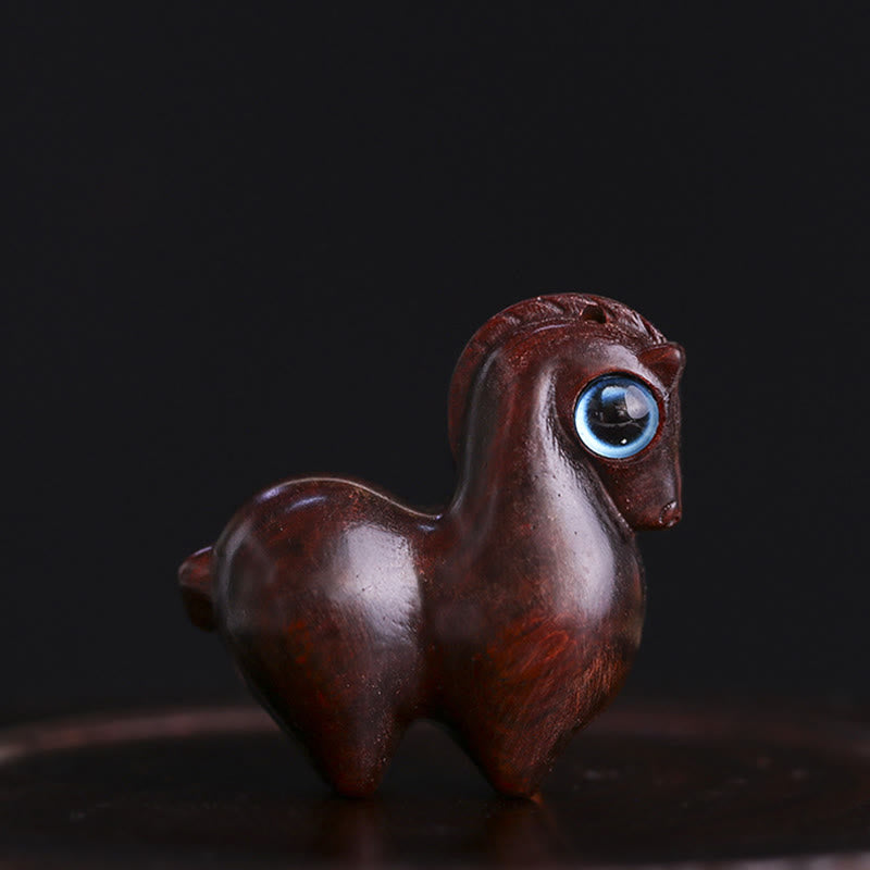 Figurine de protection de cheval porte-bonheur en bois de santal rouge de taille moyenne et petite