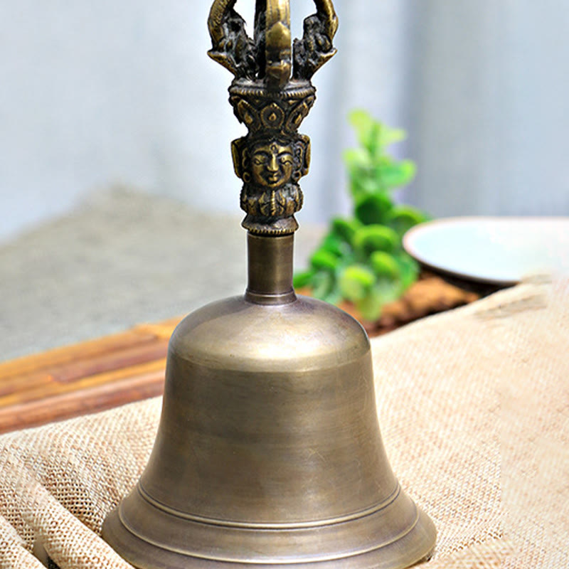Ensemble de méditation en cuivre avec cloche tibétaine moyenne et vajra dorje