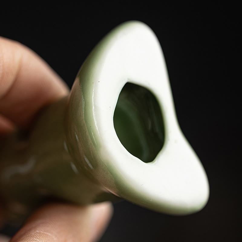 Mini figurine de grenouille de méditation en céramique pour la chance et la richesse