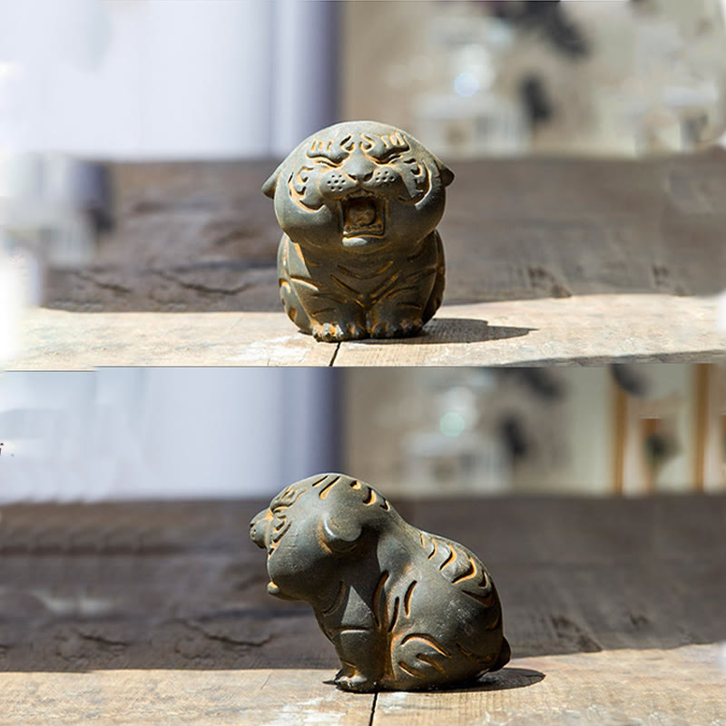 Mini statue de tigre mignon en résine de fer - Figurine animale spirituelle