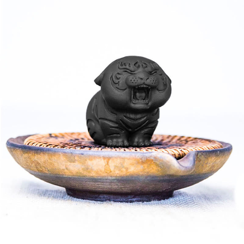 Mini statue de tigre mignon en résine de fer - Figurine animale spirituelle