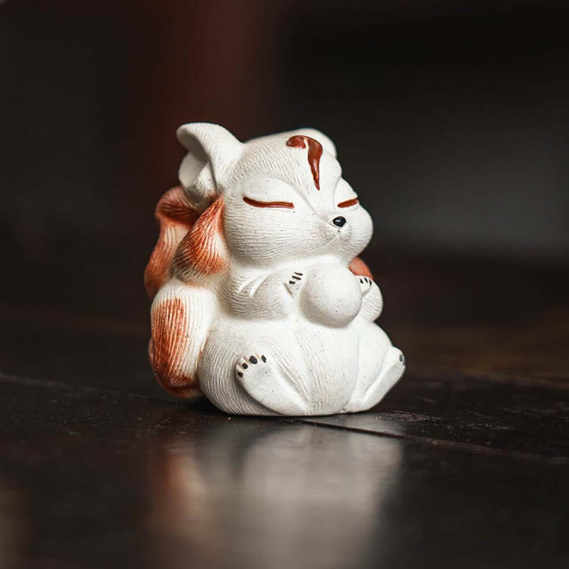 Mini renard à neuf queues en argile violette pour décoration de bureau zen