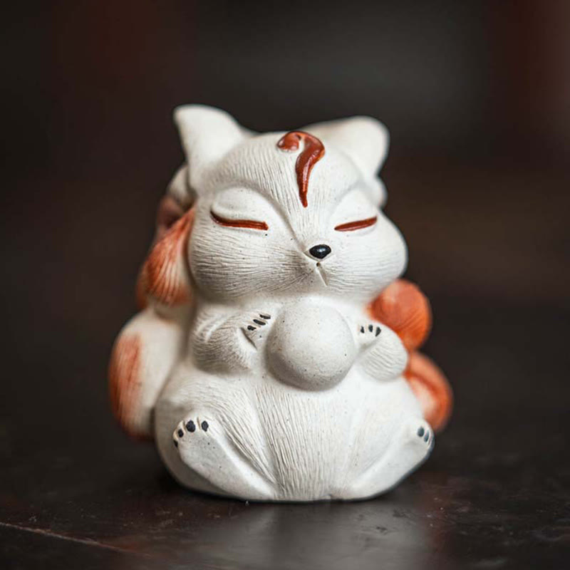 Mini renard à neuf queues en argile violette pour décoration de bureau zen