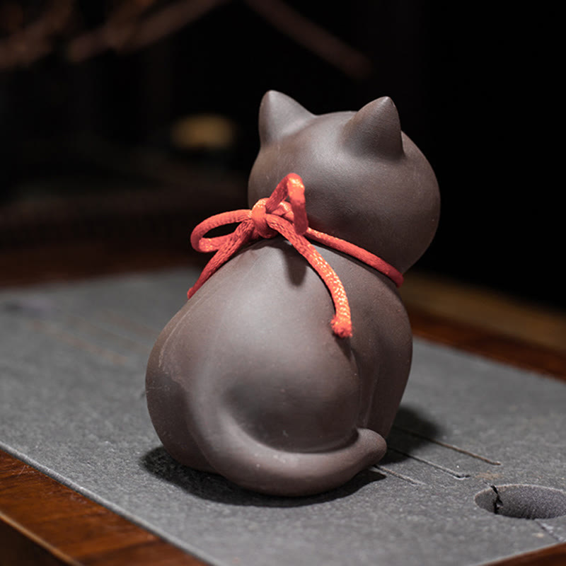 Mini chat en argile violette | Figurine décorative assise et debout