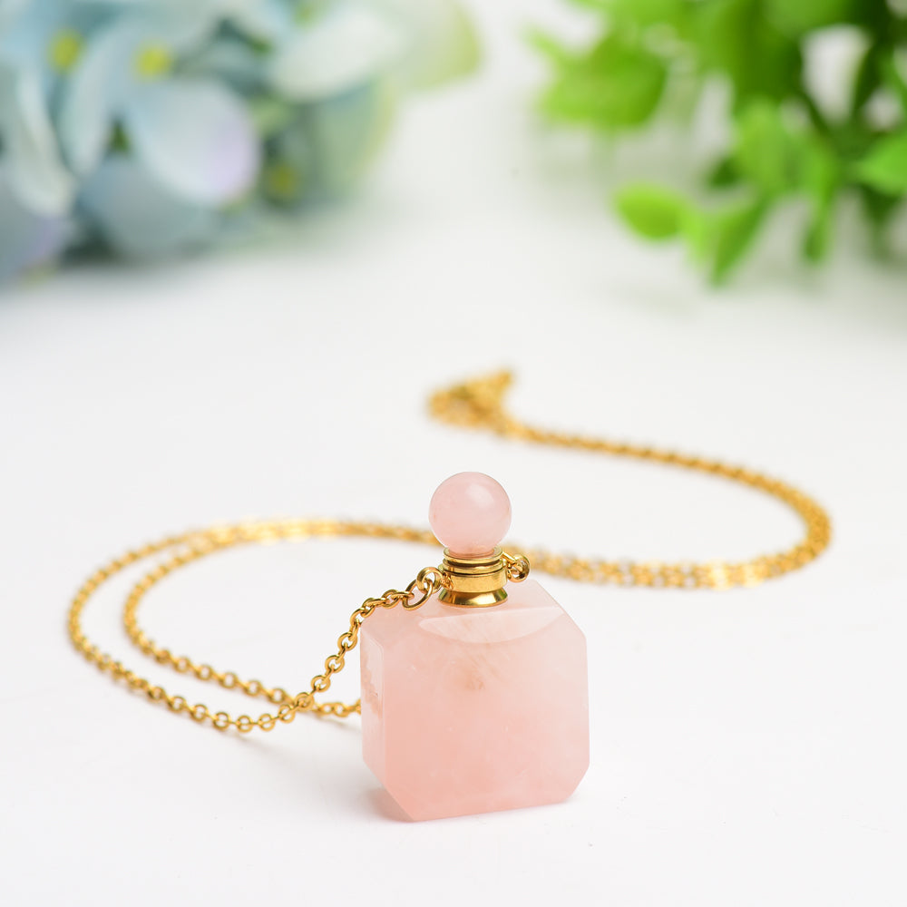 Collier de guérison en cristaux mixtes avec pendentif en forme de bouteille de parfum en or