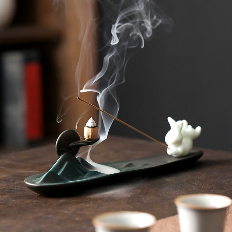 Brûleur d'encens en céramique Moon Rabbit pour la méditation et l'harmonie