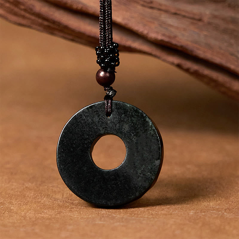 Collier de jade noir-vert Nanyang pour la protection et le calme