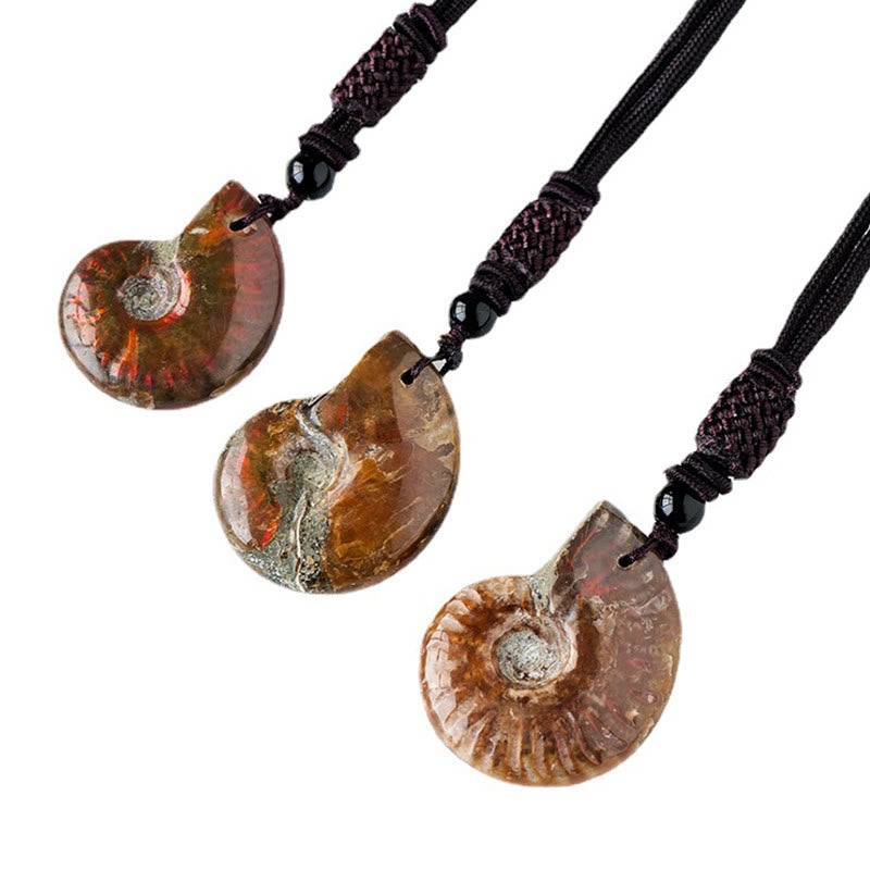 Collier pendentif de méditation en ammonite naturelle pour la guérison